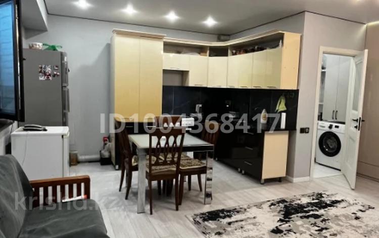 2-бөлмелі пәтер · 80 м² · 1 қабат, мкр Акжар 37/6, бағасы: ~ 43.3 млн ₸ в Алматы, Наурызбайский р-н — фото 2