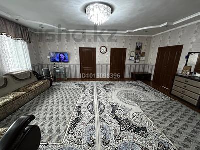 Жеке үй · 8 бөлме · 220 м² · 0.8 жүзд., Шара Жиенкулова, бағасы: 55 млн ₸ в Таразе