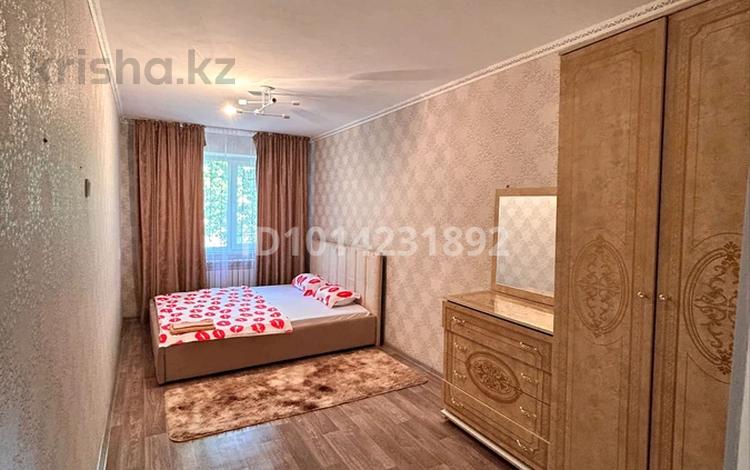 2-бөлмелі пәтер · 58 м² · 1/5 қабат, Акшораева 1 А — Я, бағасы: 12 000 ₸ в Каратау — фото 5