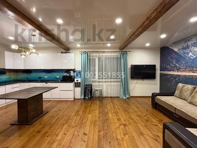 Дом · 3 комнаты · 90 м², Каспийская 90 за 70 000 〒 в Усть-Каменогорске