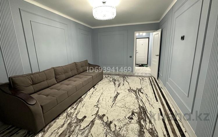 2-комнатная квартира · 56 м² · 8/9 этаж, мкр Аккент 69 за 270 000 ₸ в Алматы, Алатауский р-н — фото 2