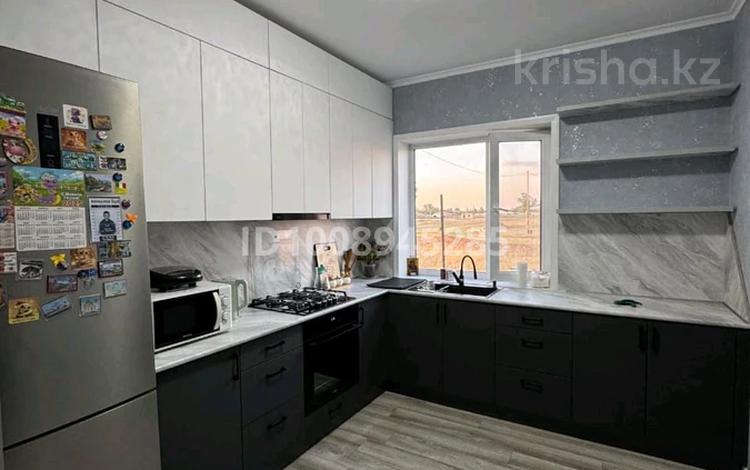 Жеке үй · 6 бөлме · 200 м² · 10 жүзд., Новая 41, бағасы: 30 млн ₸ в Кокпекты — фото 2