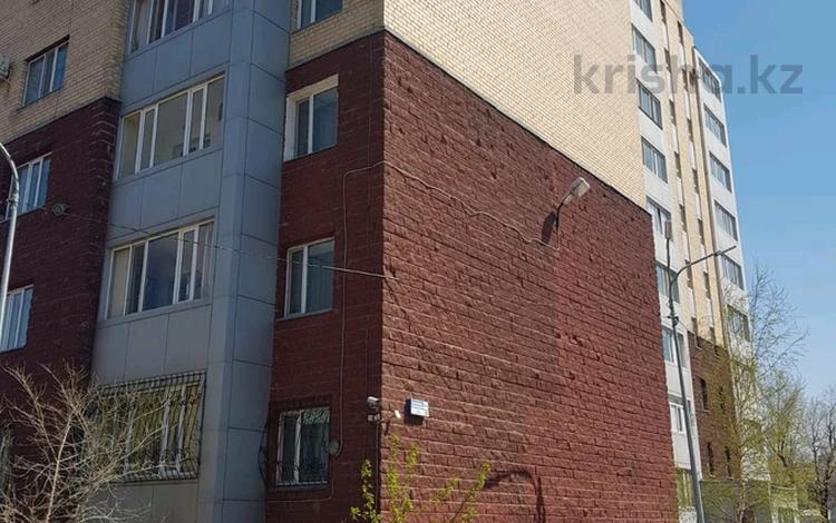 2-комнатная квартира, 56 м², 1/9 этаж помесячно, Алиханова 24/6 за 250 000 〒 в Караганде, Казыбек би р-н — фото 2