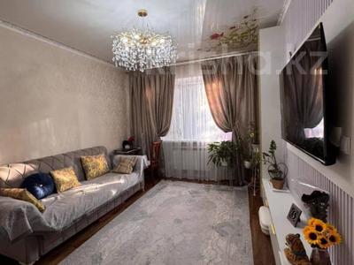 2-комнатная квартира · 61 м² · 2/5 этаж, мкр Аксай-5 за 45 млн ₸ в Алматы, Ауэзовский р-н