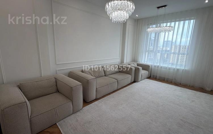4-комнатная квартира · 120 м² · 12/12 этаж, Бөкейхана 52 — Оңғарсынова Ф за 800 000 ₸ в Астане, Есильский р-н — фото 2
