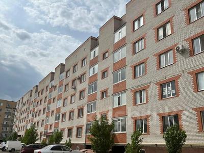 2-бөлмелі пәтер · 73 м² · 3/5 қабат, Алтын орда ш/а. 29а, бағасы: 17.8 млн ₸ в Актобе, мкр. Алтын орда