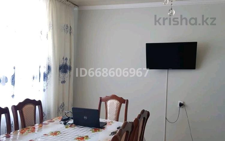 4-комнатная квартира · 68 м² · 7/9 этаж, 6 мкр 59 за 12.5 млн ₸ в Темиртау — фото 2