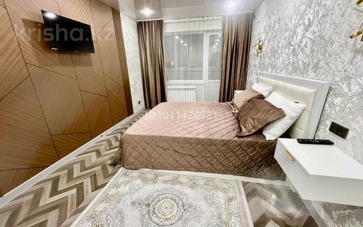 1-бөлмелі пәтер · 40 м² · 8/9 қабат, мкр 11 115, бағасы: 12 000 ₸ в Актобе — фото 2