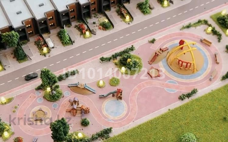 Отдельный дом · 4 комнаты · 166 м² · 2 сот., 21-й мкр — Городок таунхаусов за 28 млн ₸ в Актау — фото 2