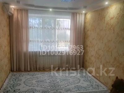 2-бөлмелі пәтер · 56 м² · 5/5 қабат, мкр 8 281/1, бағасы: 16.5 млн ₸ в Актобе