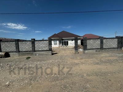 Отдельный дом · 4 комнаты · 180 м² · 6 сот., Наурыз 276 за 47 млн 〒 в Коянкусе