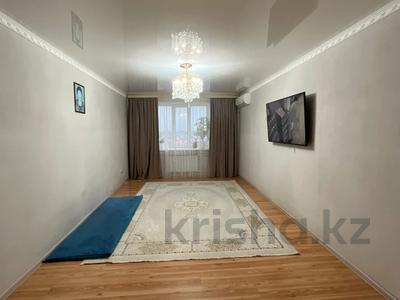 2-бөлмелі пәтер · 76.7 м² · 8/9 қабат, мкр 12, Бокенбай батыра, бағасы: 21 млн ₸ в Актобе