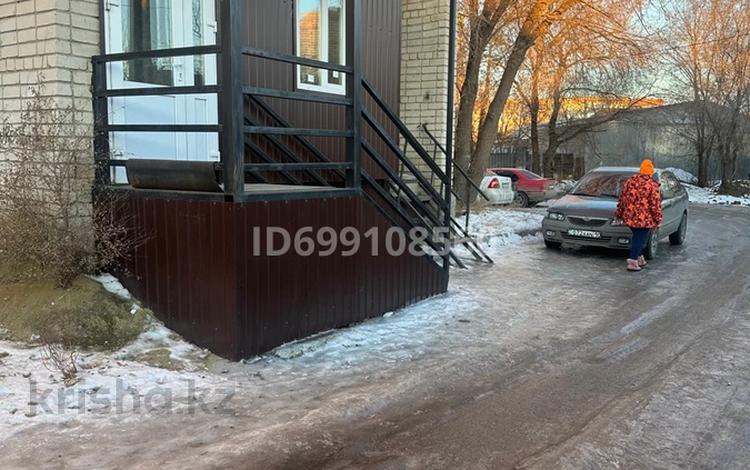 Медцентры и аптеки, кабинеты и рабочие места, студии · 170 м² за 400 000 ₸ в Костанае — фото 2