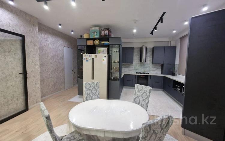 4-бөлмелі пәтер · 171.6 м² · 4/10 қабат, 13-й мкр 54, бағасы: 80 млн ₸ в Актау — фото 7