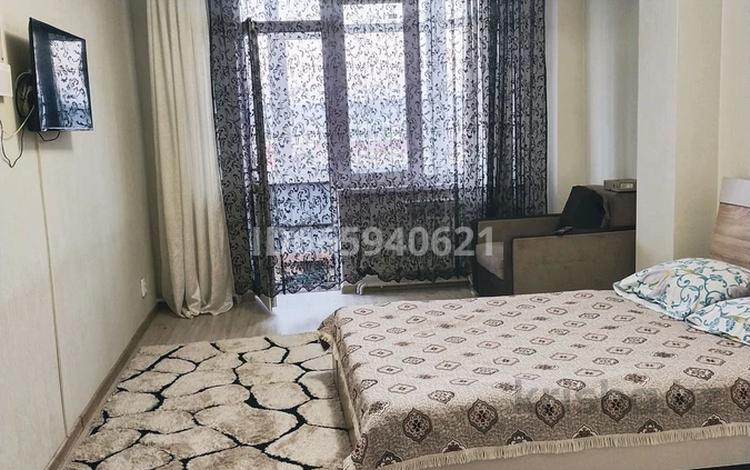 1-комнатная квартира · 45 м² · 4/10 этаж, проспект Ильяса Есенберлина 13/1 за 10 000 ₸ в Усть-Каменогорске — фото 18