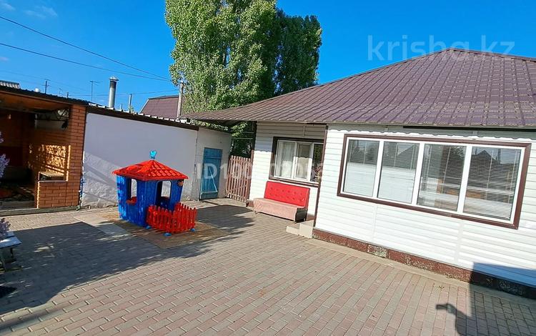 Отдельный дом · 5 комнат · 120 м² · 7 сот., Толстого — Макатаева и Толстого за 30 млн ₸ в Актобе, мкр Москва — фото 2