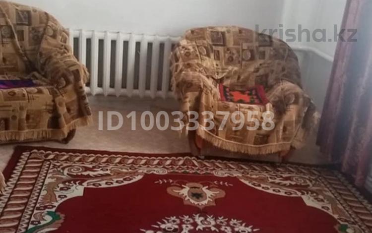 Отдельный дом · 3 комнаты · 80 м² · 20 сот., Қажымұқан 7 — Рмм за 8 млн ₸ в Урджаре — фото 2