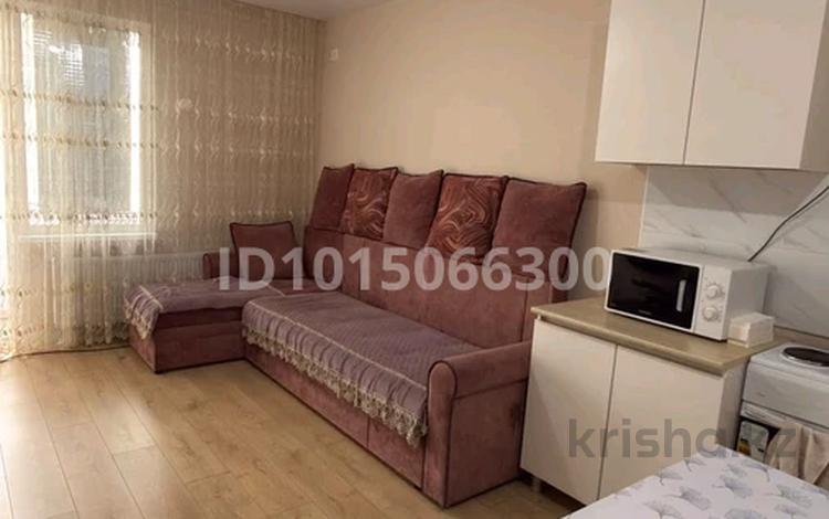 2-комнатная квартира · 43 м² · 9/14 этаж, Улы Дала 14 за 250 000 ₸ в Астане, Нура р-н — фото 2