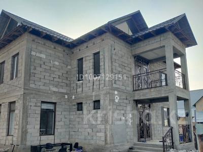 Отдельный дом · 8 комнат · 195 м² · 8 сот., мкр Катынкопыр, Дулати 44 — Самал базардын арты Дулати 44 ші уй за 70 млн 〒 в Шымкенте, Абайский р-н