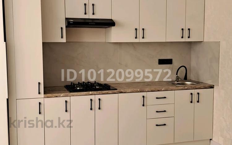 1-комнатная квартира · 60 м² · 5/6 этаж, мкр. Алтын орда 19Л за 150 000 ₸ в Актобе — фото 2