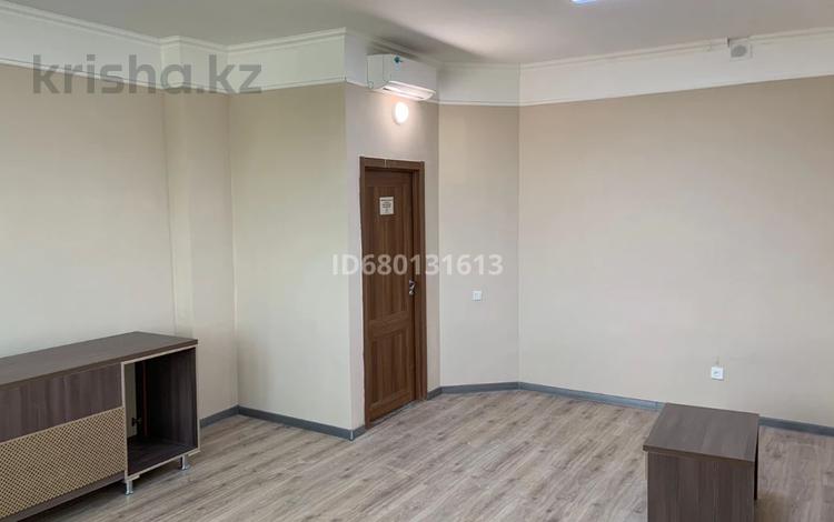 Свободное назначение · 30 м² за 150 000 ₸ в Астане — фото 4