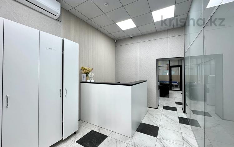 Медцентры и аптеки · 138 м² за 153.5 млн ₸ в Астане — фото 12