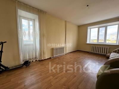 4-комнатная квартира · 64 м² · 2/5 этаж, Сортировка, Жекибаева — 12 школы за 18 млн ₸ в Караганде, Алихана Бокейханова р-н