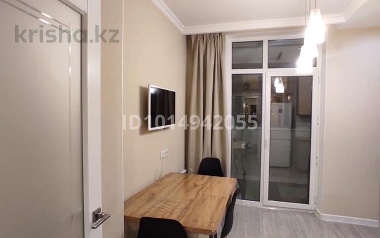 2-комнатная квартира · 60 м² · 6/9 этаж, Улы Дала 61 за 300 000 ₸ в Астане, Есильский р-н — фото 2