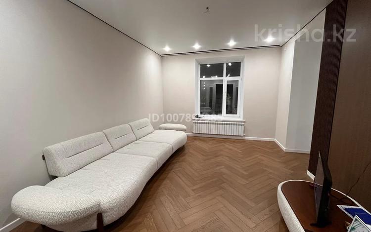 2-комнатная квартира · 65 м² · 3/10 этаж, мкр Юго-Восток, Дюсембекова 15 за 46 млн 〒 в Караганде, Казыбек би р-н — фото 2