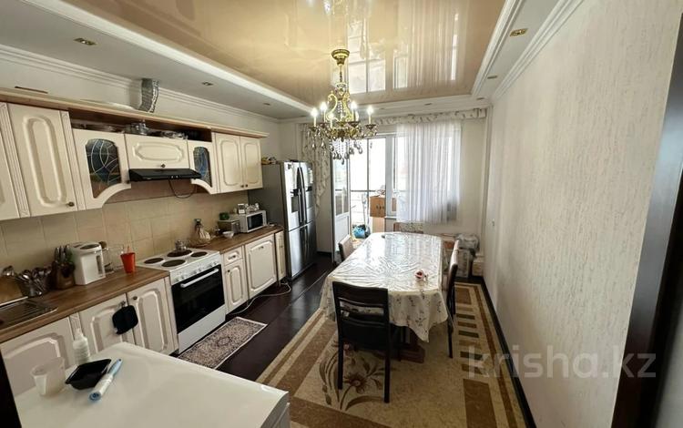 3-комнатная квартира · 120 м² · 9/15 этаж, Омарова 10 — Помощь в оформлении ипотеки за 48.5 млн 〒 в Астане, р-н Байконур — фото 9