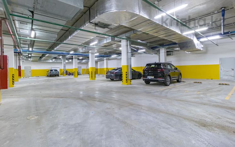 3-комнатная квартира · 80 м² · 10/17 этаж, Туран 83/1 — Хусейн бел Талал за 40.7 млн ₸ в Астане, Нура р-н — фото 14