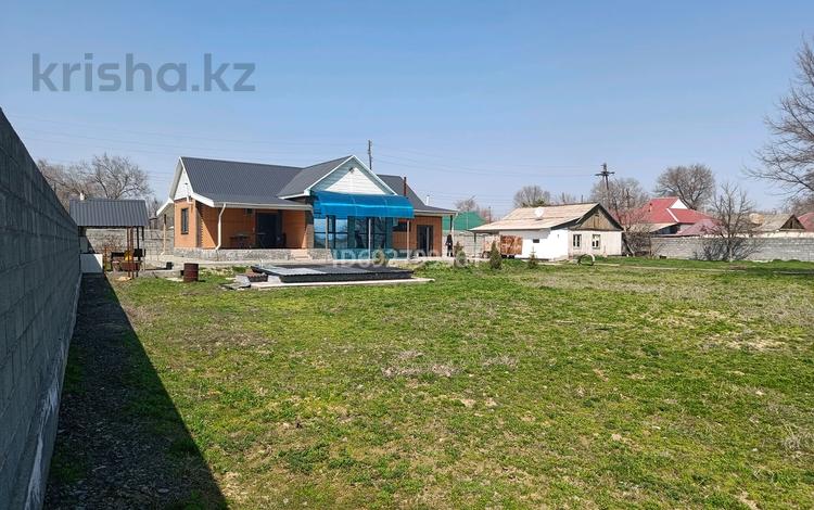 Отдельный дом • 3 комнаты • 140 м² • 100 сот., Гагарина за 95 млн 〒 в Талдыкоргане — фото 2