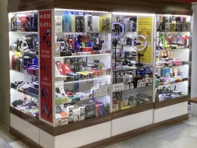 Бутик мобильных аксессуаров и полиграфия · 4 м², бағасы: 1 млн ₸ в Астане, Алматы р-н