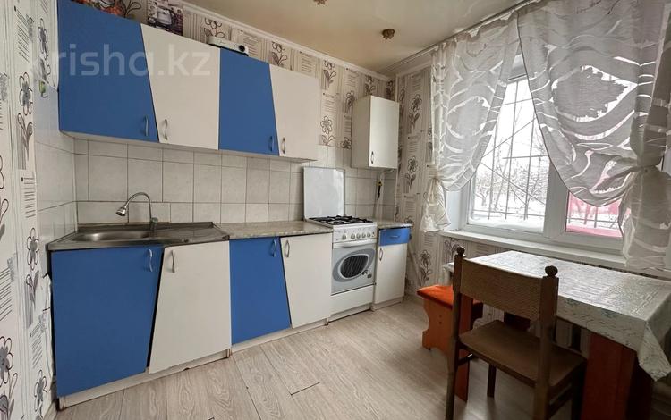 2-комнатная квартира, 51 м², 1/5 этаж, карбышева