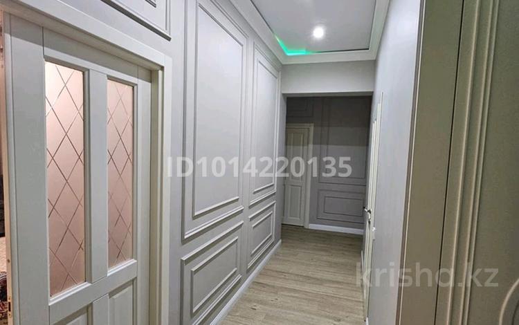 4-комнатная квартира · 140 м² · 2/16 этаж, Розыбакиева 388/Б2 за 1 млн ₸ в Алматы, Бостандыкский р-н — фото 2