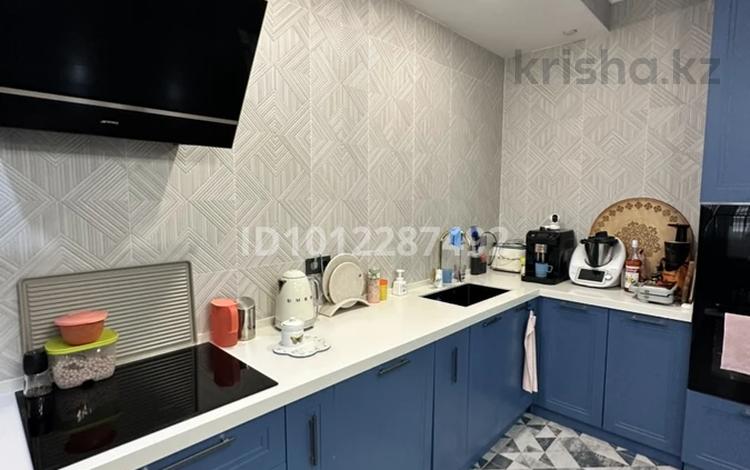 3-комнатная квартира · 109 м² · 3/9 этаж, 17-й мкр. 95 за 40 млн ₸ в Актау, 18-й мкр  — фото 2