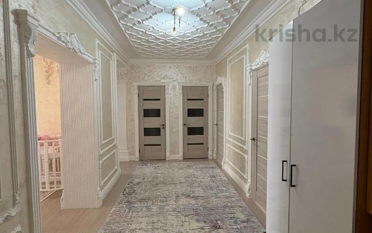 3-комнатная квартира · 87.9 м² · 9/9 этаж, ораз татеулы за 31 млн ₸ в Актобе — фото 2