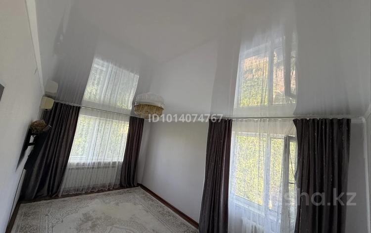 3-бөлмелі пәтер · 63 м² · 5/5 қабат, М. Маметова 56 — М. Маметова пересечение Курмангазы, бағасы: 17 млн ₸ в Уральске, мкр Школьник — фото 2