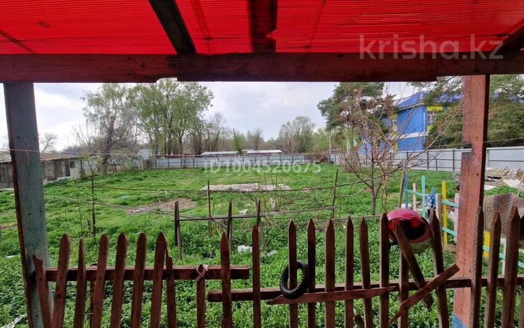 Отдельный дом · 3 комнаты · 61.18 м² · 13 сот., Утеулиева 15 — Район бывшего кожкомбината за 60 млн 〒 в Таразе — фото 2