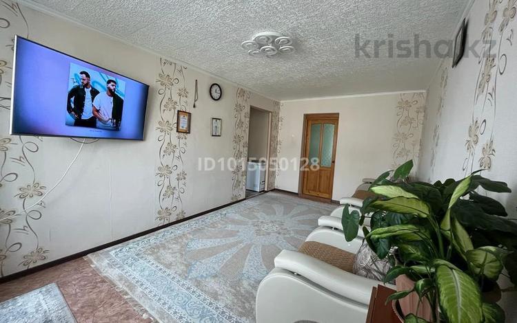 3-комнатная квартира · 56 м² · 3/5 этаж, Комарова 10 — Рядом с 9 школой за 150 000 ₸ в Алтае — фото 2