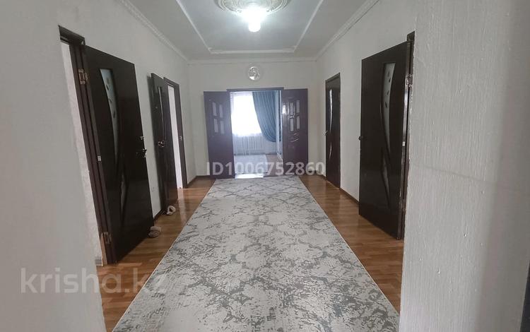 Жеке үй · 5 бөлме · 200 м² · 1000 жүзд., 64 168 — Мерей, бағасы: 14 млн ₸ в Жанаозен — фото 2
