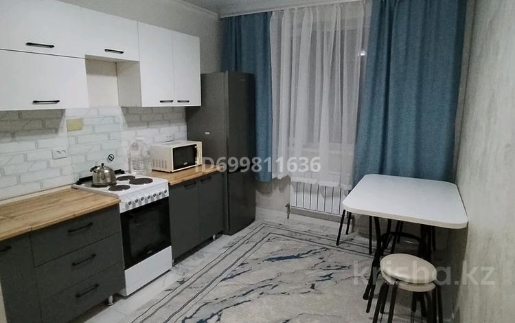 1-бөлмелі пәтер · 40 м² · 6/9 қабат, мкр Шугыла, Райымбека 590/7 — Жуалы, бағасы: 13 000 ₸ в Алматы, Наурызбайский р-н — фото 2