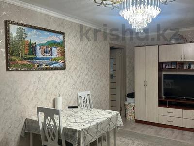 2-комнатная квартира · 45 м² · 1/5 этаж, пр. Момышулы за 8.4 млн 〒 в Темиртау