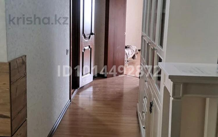 2-комнатная квартира · 65 м² · 2/10 этаж, Богенбайулы 46 за 200 000 ₸ в Семее — фото 2