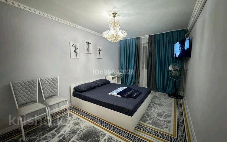 1-комнатная квартира · 45 м² · 5/5 этаж, Мирзояна — Тц Март,Арбат,фонтаны Толе би улица, кафе Чайка за 10 000 ₸ в Таразе — фото 2