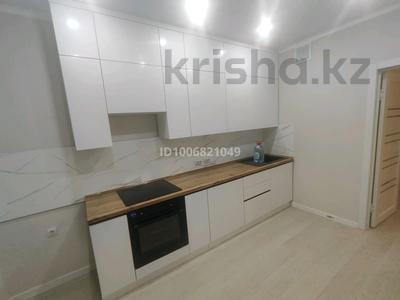 3-комнатная квартира · 65 м² · 2/12 этаж, Жабаева 142 за 40 млн 〒 в Петропавловске