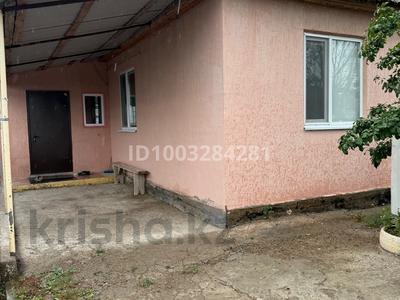 Отдельный дом · 3 комнаты · 80 м² · 10 сот., Строительная 1 за 16 млн 〒 в Аксае