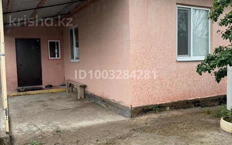 Отдельный дом · 3 комнаты · 80 м² · 10 сот., Строительная 1 за 20 млн ₸ в Аксае — фото 2