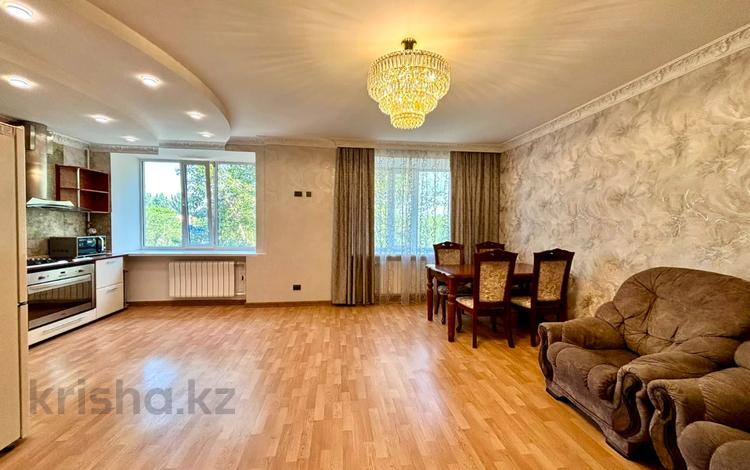 4-комнатная квартира · 101.6 м² · 4/5 этаж, мкр Михайловка , Мичурина 21/3 за 62 млн ₸ в Караганде, Казыбек би р-н — фото 2