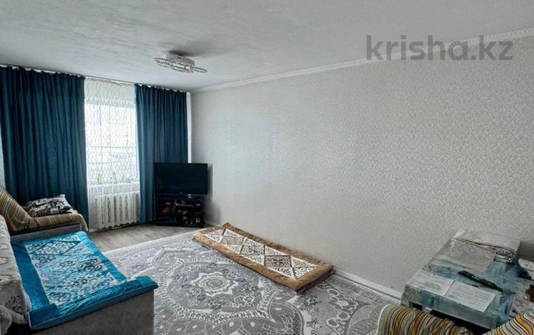 3-комнатная квартира · 70 м² · 4/5 этаж, Жастар 37/1 за 25.9 млн ₸ в Усть-Каменогорске — фото 2